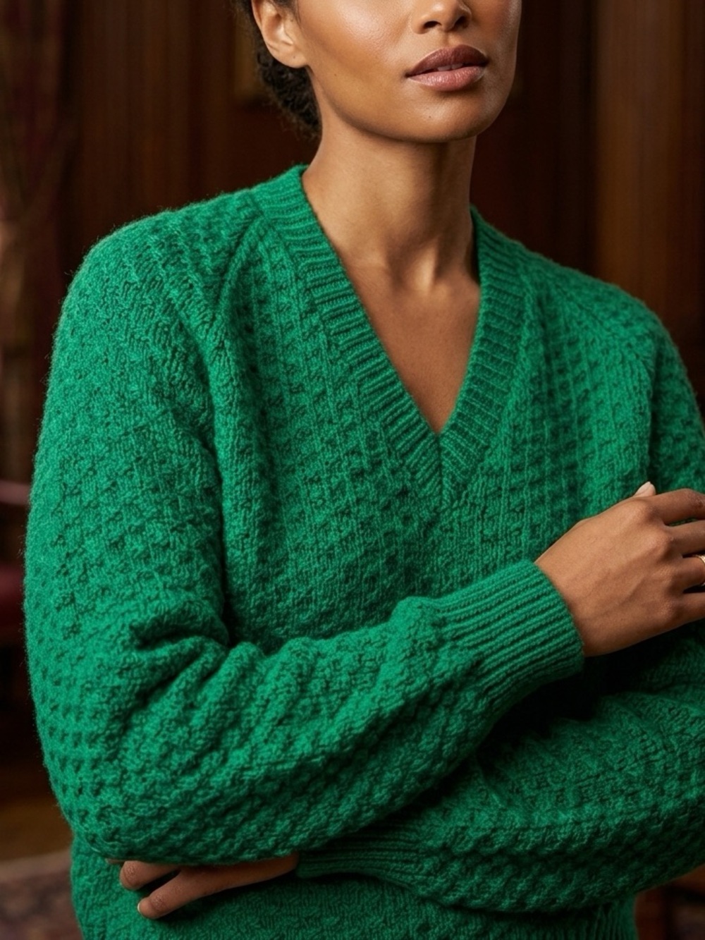 HAND KNIT Wool Emerald Green Textured V-Neck Sweater